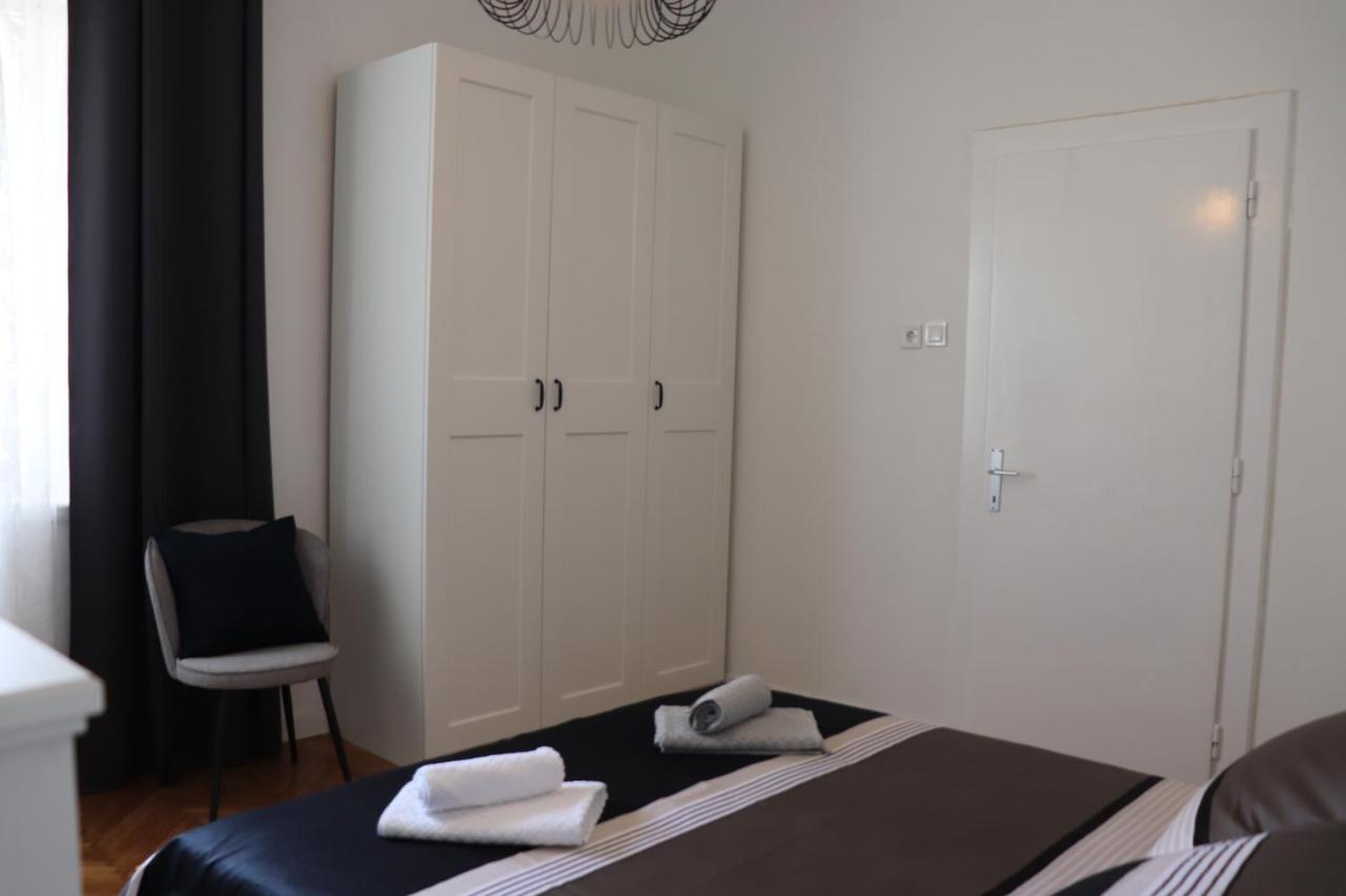 Luxury Apartment Lukas Orebić Zewnętrze zdjęcie