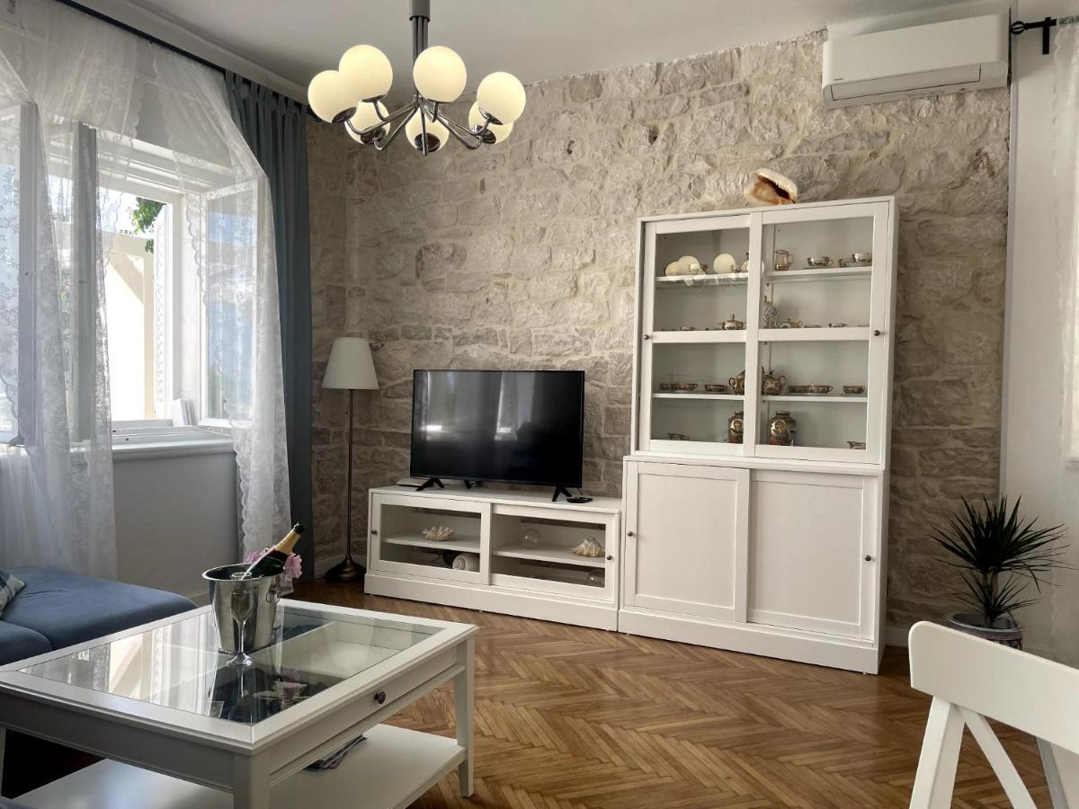Luxury Apartment Lukas Orebić Zewnętrze zdjęcie